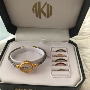 ANNE KLEIN II Bracelet Watch Silver & Gold.